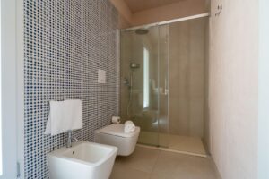 Biancolilla master bd doccia e servizi